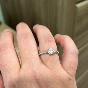 Kay Jewelers diamond engagement ring